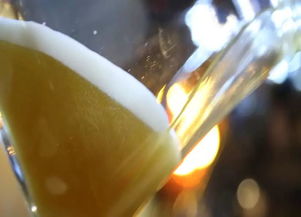 青島精選美食 休閑風(fēng)格的爵士酒館,酒香 曲妙 菜美味