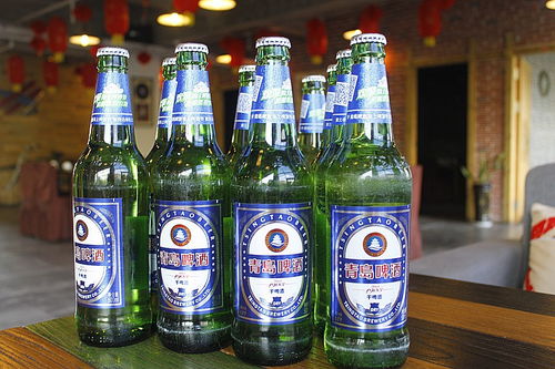 連續(xù)11天1元喝青島啤酒，7折吃燒烤！喝酒擼串就去這家店，劃算還能嘗青島藍莓酒